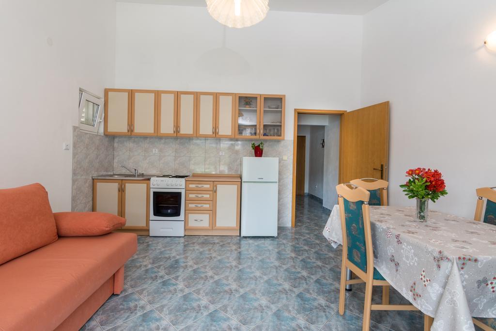 Apartments Mirko Винишче Номер фото