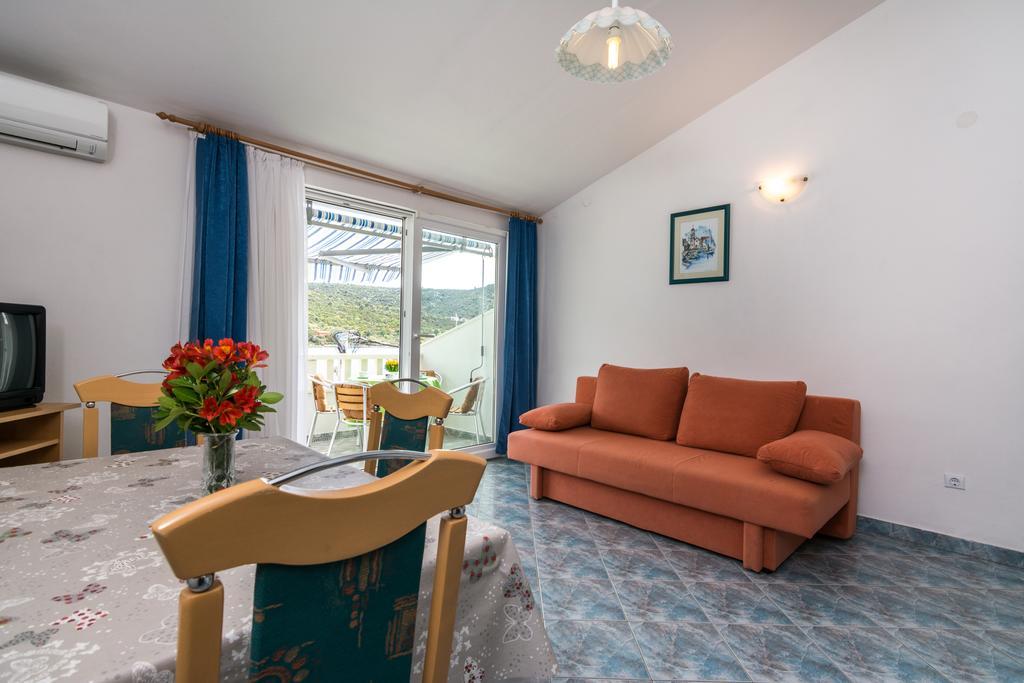 Apartments Mirko Винишче Номер фото
