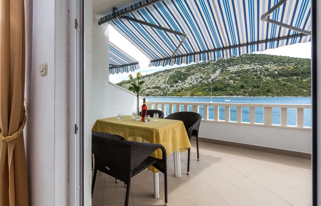 Apartments Mirko Винишче Номер фото
